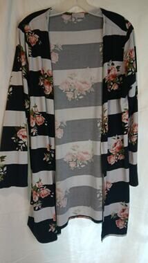 Betsy's Boutique Block Striped Floral Cover Up Sz. xl